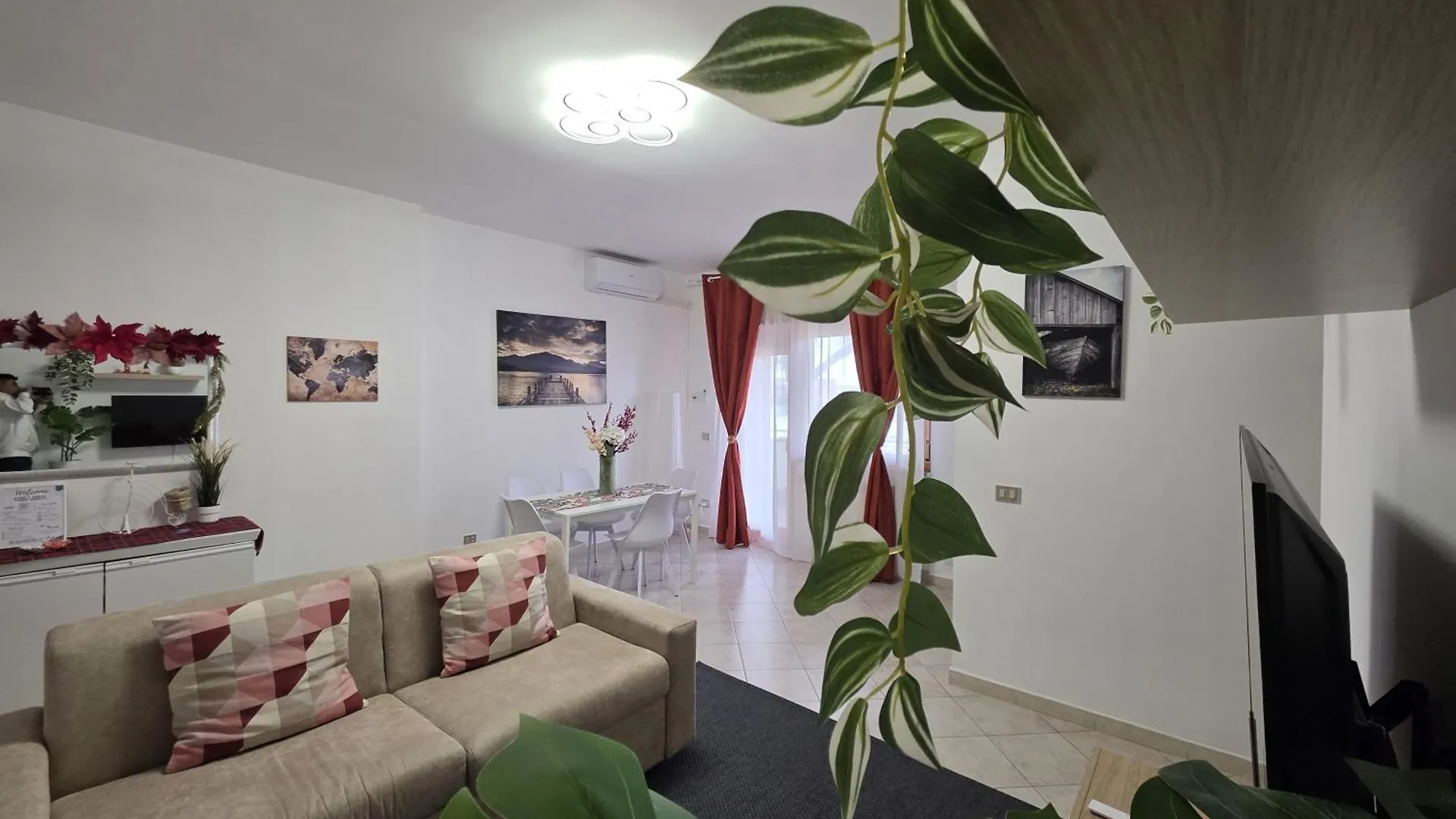 Roma Centro Apartment Tor Vergata 0*, Rome Italy